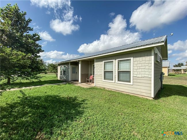 1102 W 16 Th St, Home with 1 bedrooms, 1 bathrooms and null parking in Cameron TX | Image 6