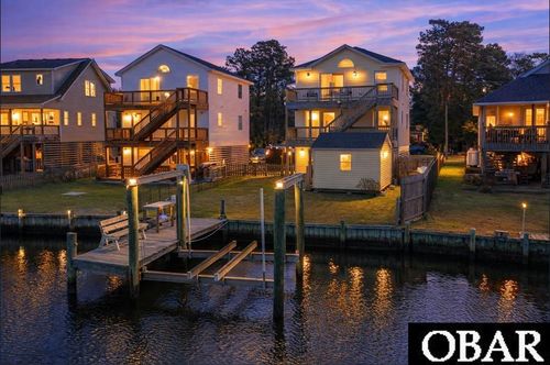 422 Harbour View Dr, Kill Devil Hills, NC, 27948-9133 | Card Image