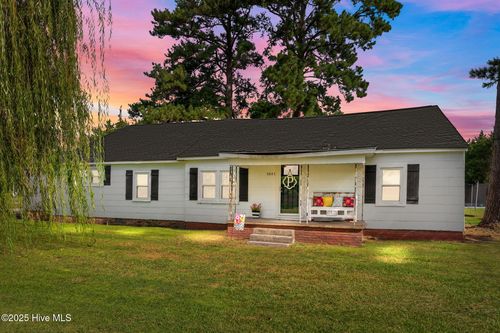 5947 Elks Rd, Grimesland, NC, 27837-9093 | Card Image
