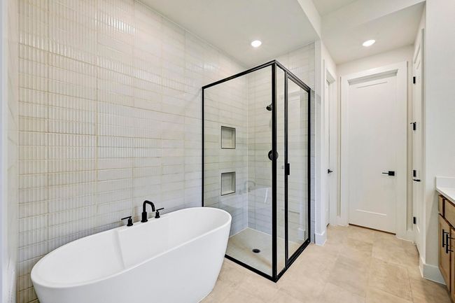 1021 Calendula Trl, House other with 4 bedrooms, 4 bathrooms and null parking in Georgetown TX | Image 10
