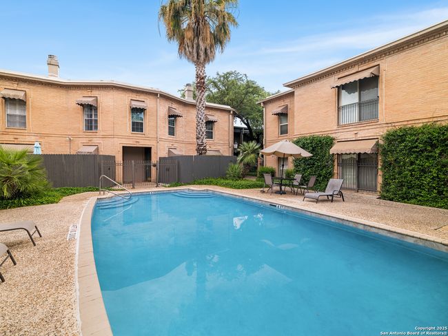 APT-17 - 7707 Broadway, Condo with 2 bedrooms, 2 bathrooms and null parking in San Antonio TX | Image 21