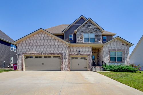 332 Bluebriar Trce, Clarksville, TN, 37043-2150 | Card Image