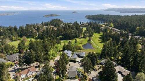 2420 Evanshire Cres, Nanoose Bay, BC, V9P9G7 | Card Image