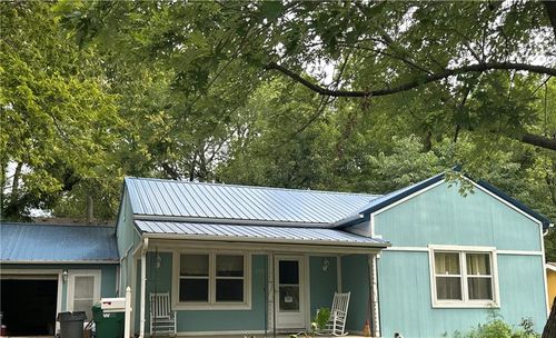 175 Emerson Ave, Bonner Springs, KS, 66012-1113 | Card Image