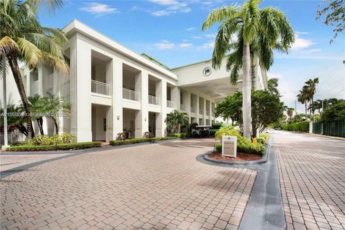 1107-5300 Nw 87th Ave, Doral, FL, 33178-2102 | Card Image