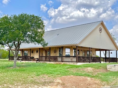 730 County Road 307, Jourdanton, TX, 78026-4849 | Card Image