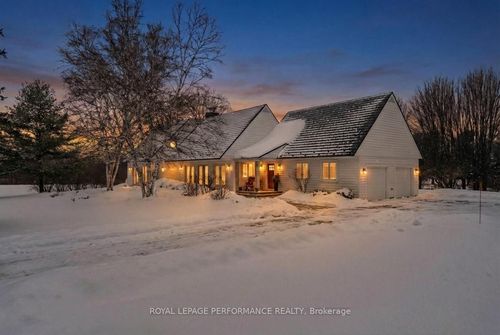 18537 Stonehouse Point Rd, South Glengarry, ON, K6H5R5 | Card Image