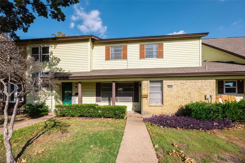 4806 Rollingwood Ct, Garland, TX, 75043-3428 | Card Image