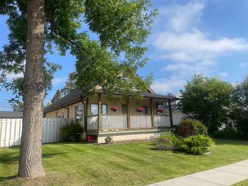 4614 5 Ave, Edson, AB, T7E1C7 | Card Image