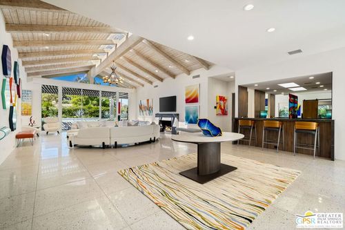30 Mayfair Dr, Rancho Mirage, CA, 92270-2562 | Card Image