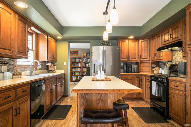 3720 Oak Ridge Dr, House other with 5 bedrooms, 4 bathrooms and null parking in Elkhart IN | Image 10