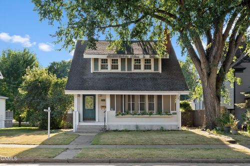 805 5th Street, Bismarck, ND, 58501 | Card Image