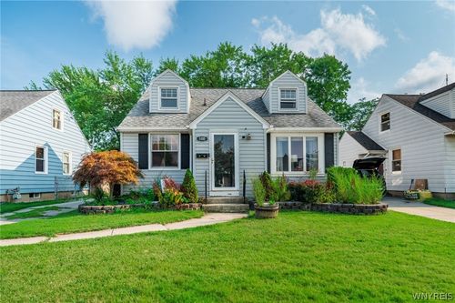 100 Treadwell Rd, Tonawanda, NY, 14150-9322 | Card Image
