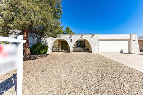 10626 W Pleasant Valley Rd, Sun City, AZ, 85351-1848 | Card Image
