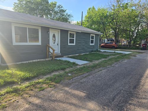 b-121 Windom St, Farmersville, TX, 75442-2141 | Card Image