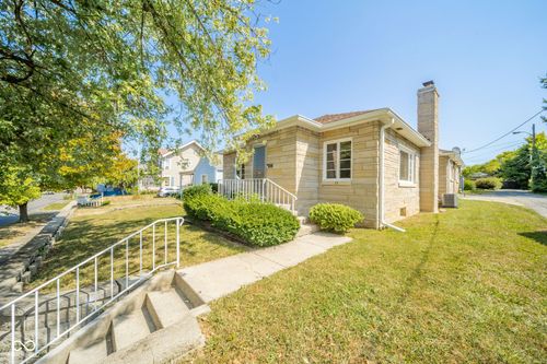 630 S 11th St, New Castle, IN, 47362-5216 | Card Image