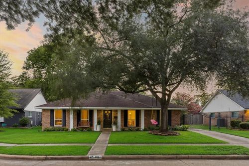 4611 Dunsmere St, Houston, TX, 77018-3224 | Card Image