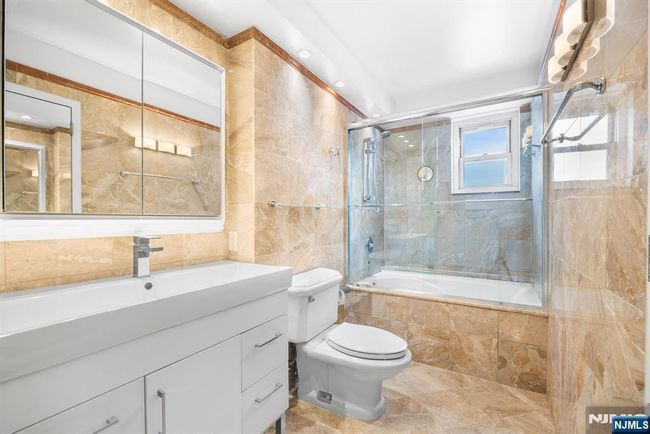 6600 Kennedy Blvd E, House attached with 4 bedrooms, 3 bathrooms and null parking in West New York NJ | Image 27