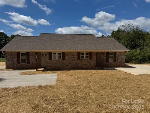 103-149 Camp Creek Rd, Iron Station, NC, 28080-7765 | Card Image