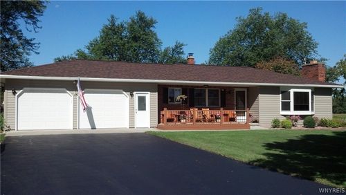 9832 Francis Rd, Batavia, NY, 14020-9793 | Card Image