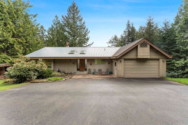 229 Mary Ann Point, House other with 4 bedrooms, 3 bathrooms and null parking in Galiano Island BC | Image 21