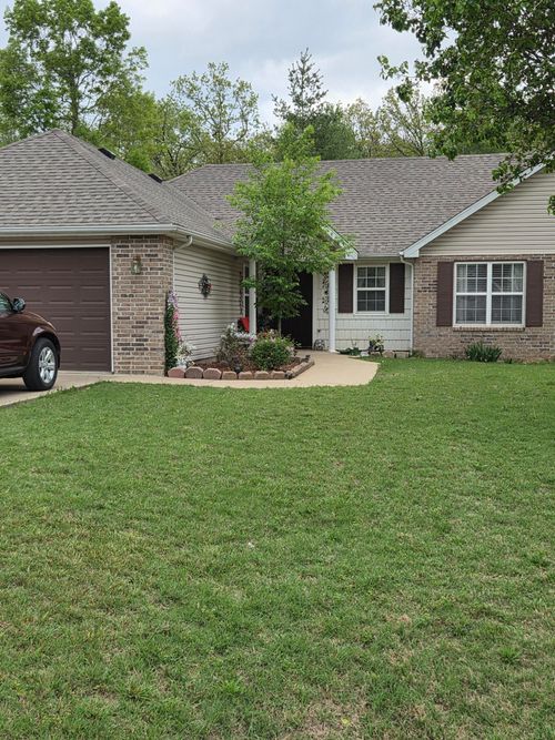 131 Birchwood Cir, Branson, MO, 65616-8646 | Card Image