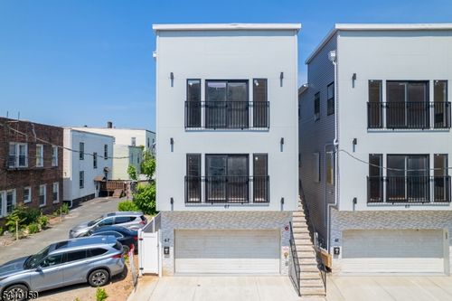 1-67 Wainwright St, Newark, NJ, 07112-1333 | Card Image