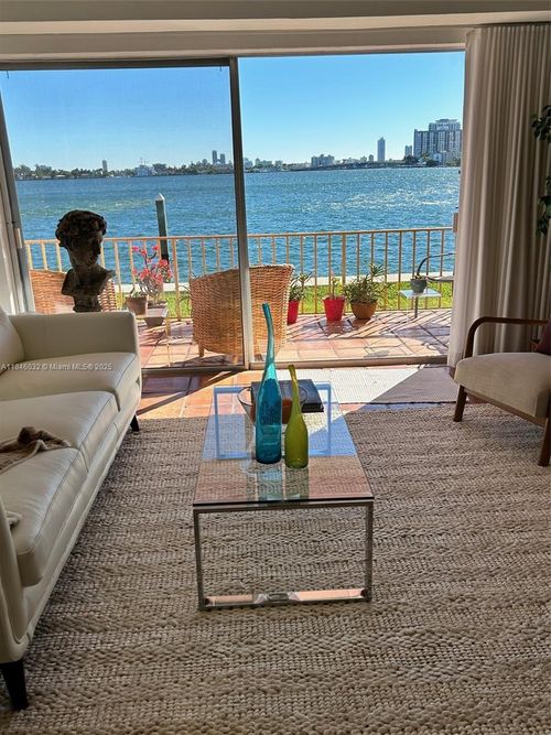 apt-5-7921 East Dr, North Bay Village, FL, 33141-3364 | Card Image