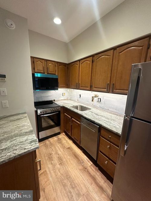 apt-1-1306 W 13th St, WILMINGTON, DE, 19806-4246 | Card Image