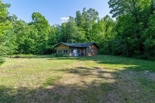 W10407 Colleen Ln, Elcho, WI, 54428-9774 | Card Image