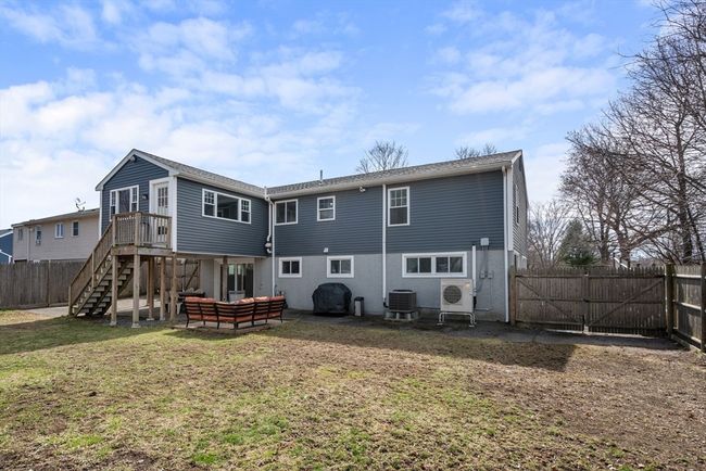 29 Putnam St, House other with 5 bedrooms, 2 bathrooms and 4 parking in Peabody MA | Image 4
