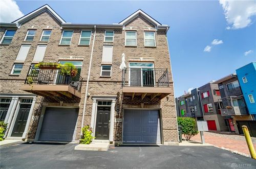 233 Brickstone Ct, Dayton, OH, 45402-2549 | Card Image
