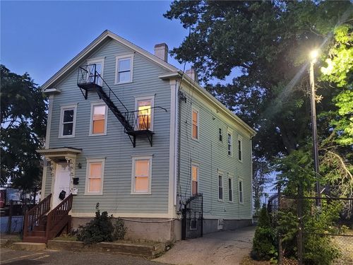 14 Blundell St, Providence, RI, 02905-1515 | Card Image