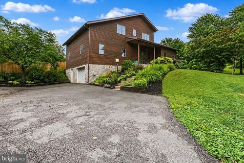 219 Old Cabin Hollow Rd, DILLSBURG, PA, 17019-8816 | Card Image