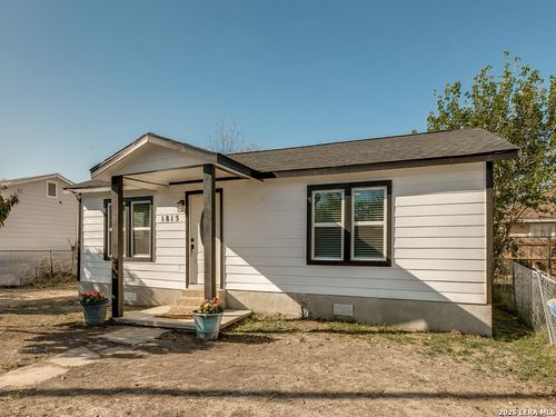 1815 W Mayfield Blvd, San Antonio, TX, 78211-3359 | Card Image