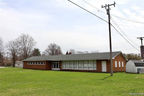 6538 3rd St, Cass City, MI, 48726-1636 | Card Image