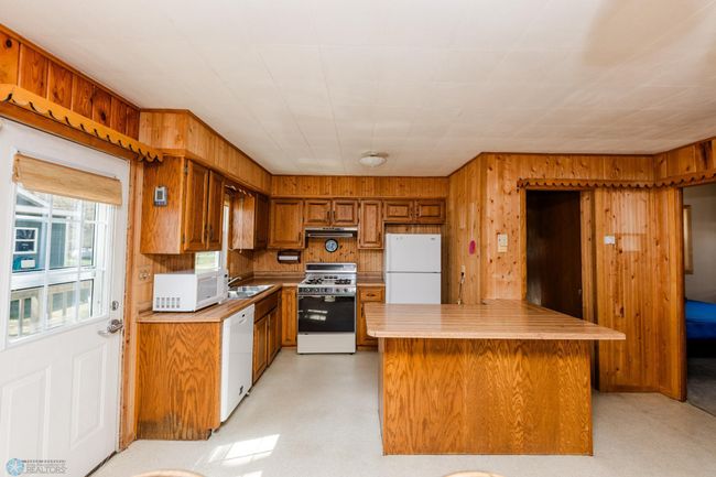 20850 Leona Beach Rd-Rochert, MN 56578-11.jpg | Image 11