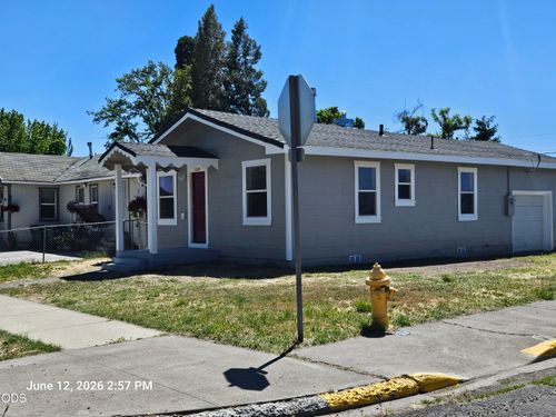 1008 Owens St, Klamath Falls, OR, 97601-3357 | Card Image