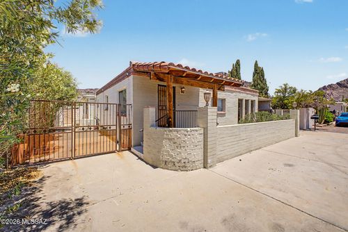 5320 W Tumbling F St, Tucson, AZ, 85713-4449 | Card Image