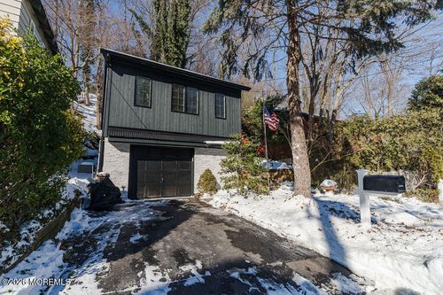 94 Valley Ave, Highlands, NJ, 07732-1826 | Card Image