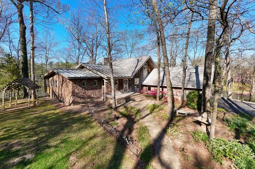 5 Lake Shore Ct, Carbondale, IL, 62902-7991 | Card Image