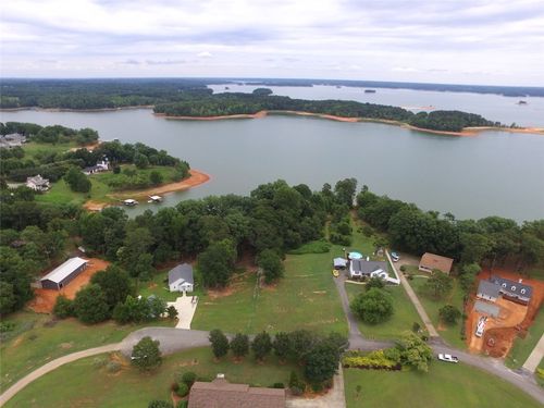 3 Windy Pt N, Townville, SC, 29689 | Card Image