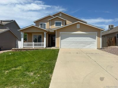 2211 Longhorn Dr, House other with 3 bedrooms, 2 bathrooms and null parking in Pueblo CO | Image 1