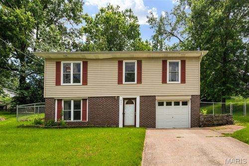 537 Blackberry Path, Arnold, MO, 63010-1805 | Card Image