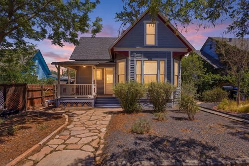 420 Edith Blvd Se, Albuquerque, NM, 87102-3562 | Card Image