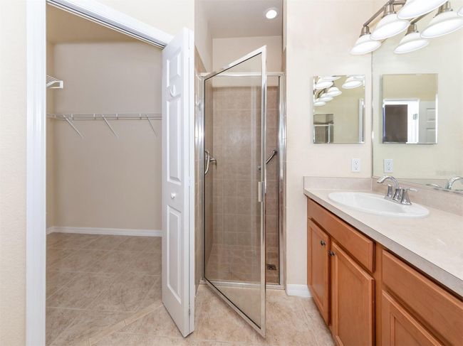 11649 Tempest Harbor Loop, House other with 3 bedrooms, 2 bathrooms and null parking in VENICE FL | Image 15