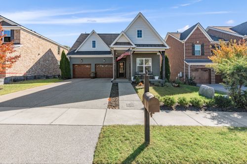 644 Lingering Way, Hendersonville, TN, 37075 | Card Image