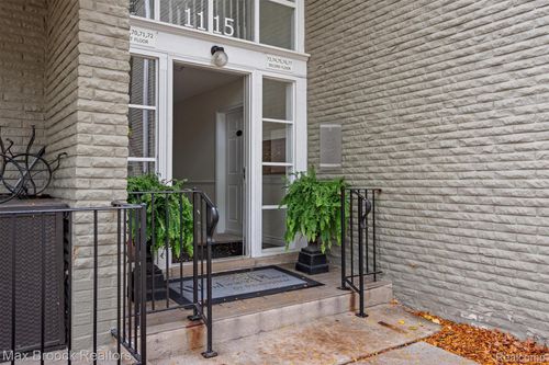 1115 N Old Woodward #76 Avenue, Birmingham, MI, 48009 | Card Image