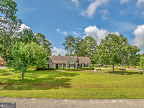 213 Aspen Ln, Sylvester, GA, 31791-7713 | Card Image