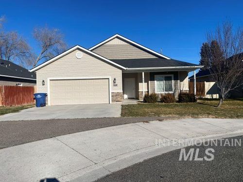 947 Americana Cir, Twin Falls, ID, 83301-4096 | Card Image